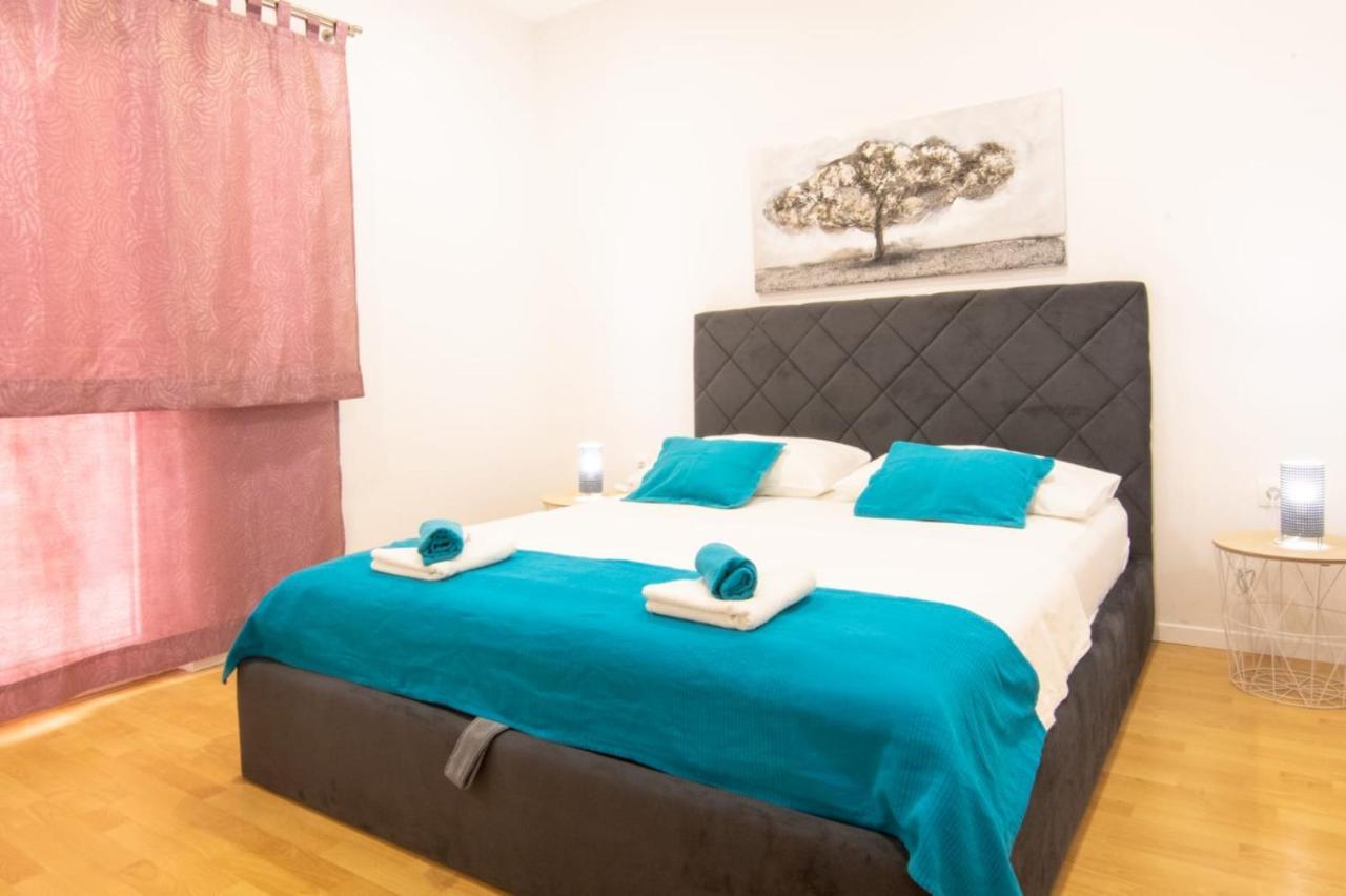 Apartment Cvita Free Beach Parking Makarska Exterior foto