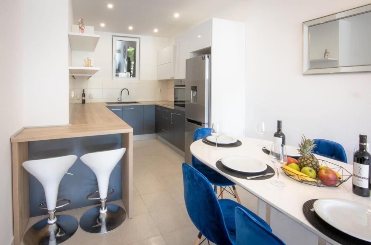 Apartment Cvita Free Beach Parking Makarska Exterior foto