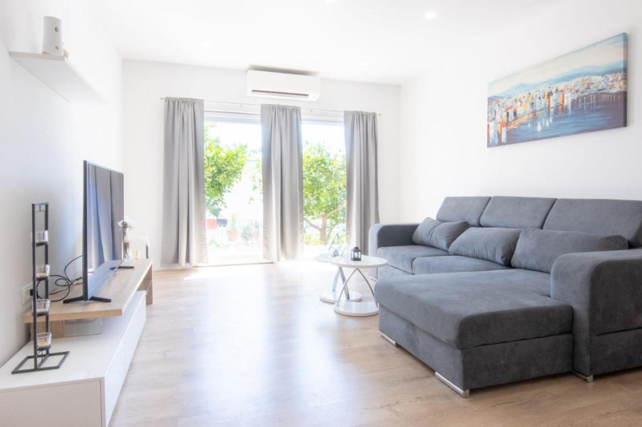 Apartment Cvita Free Beach Parking Makarska Exterior foto